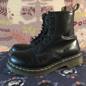 Size 7 Doc Martens 1460 black boots